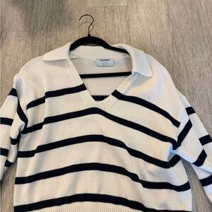 Old Navy Women's V-Neck Sweater - White and Navy Stripes